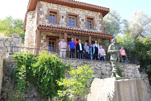 Kayseri İl Sağlık Müdürü Dr. Mehmet Erşan, Yönetim Kadrosu ve İl Sağlık Müdürlüğü Personelleri İlçemize Ziyarette Bulundu.